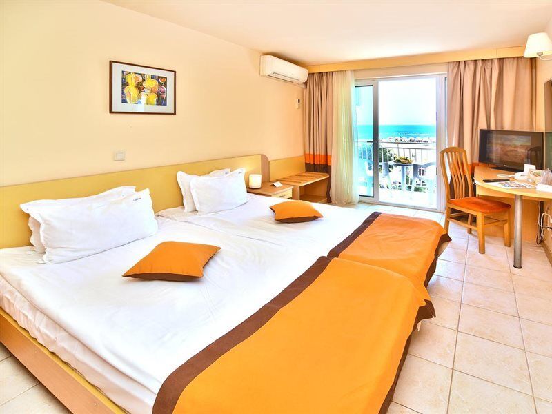 Kaliopa Hotel البينا المظهر الخارجي الصورة